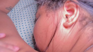 IMPOSSÍVEL não gozar dentro dessa morena com ela gemendo SOU SUA PUTINHA apertadinha da buceta rosa
